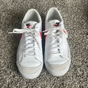 Like New Nike Low Blazer